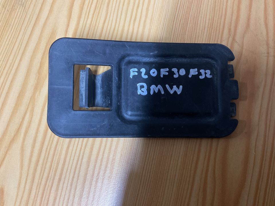 51717259887 7259887 BMW F20 F30 F32 DAVLUMBAZ KAPAĞI ÇIKMA ORJİNAL