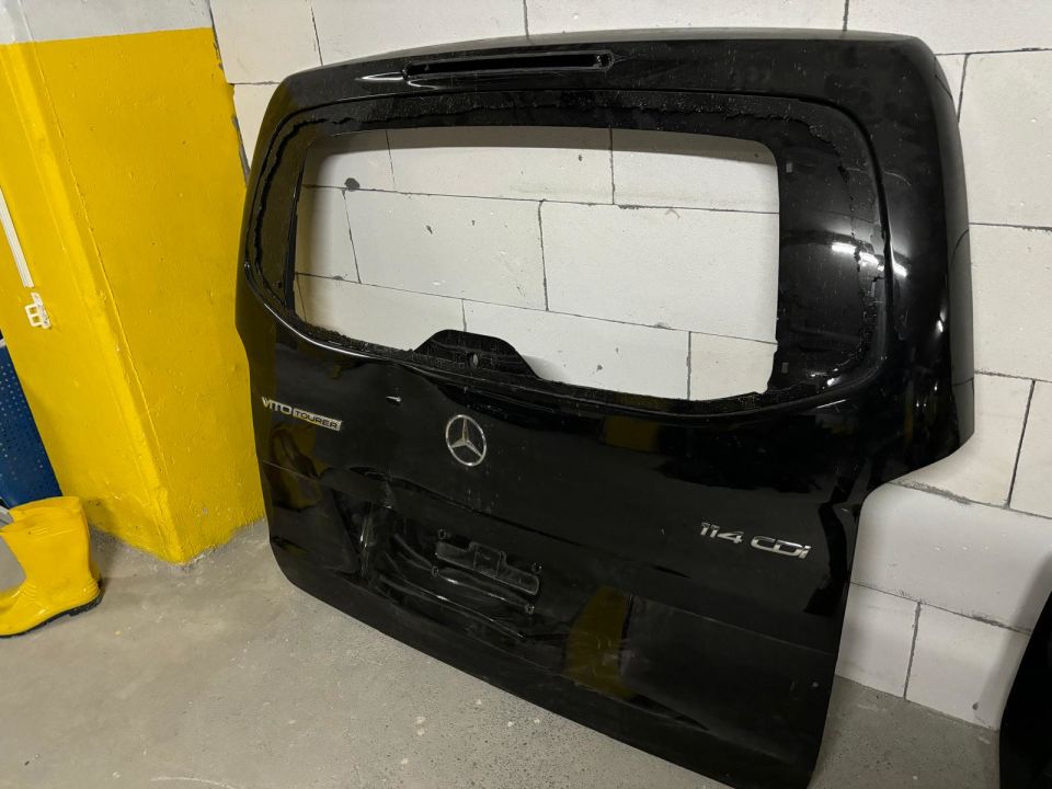 MERCEDES VİTO W447 ARKA BAGAJ KAPAĞI ÇIKMA ORJİNAL