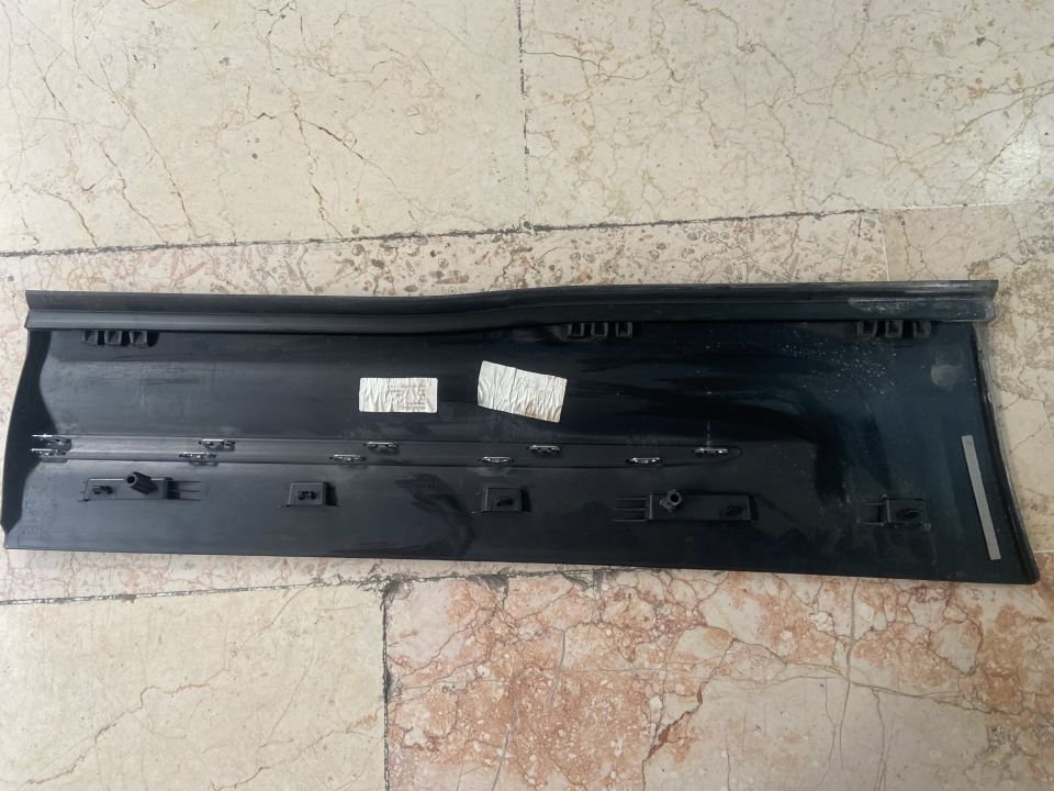 A2477370600 A2477371800 MERCEDES X247 SOL ARKA KAPI BANDI ÇIKMA ORJ