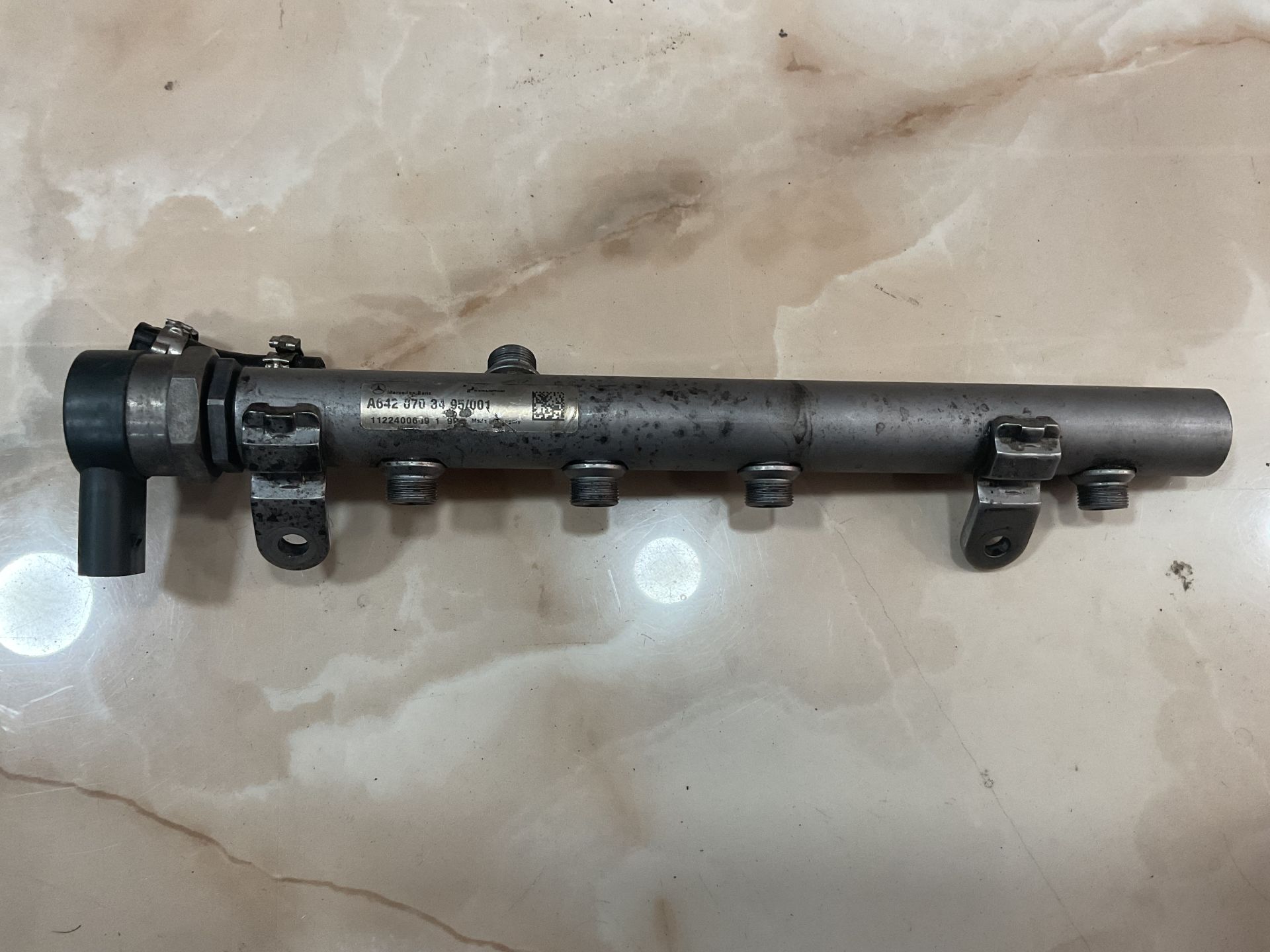 A6420703495 MERCEDES E SERİSİ RAİL BORUSU ÇIKMA ORJ