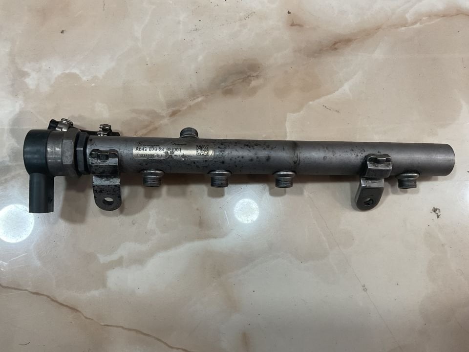 A6420703495 MERCEDES E SERİSİ RAİL BORUSU ÇIKMA ORJ