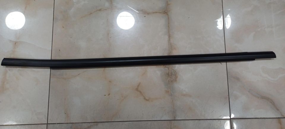 554000263AA CHERY TİGGO 8 SAĞ ARKA KAPI ÇITASI ÇIKMA ORJİNAL
