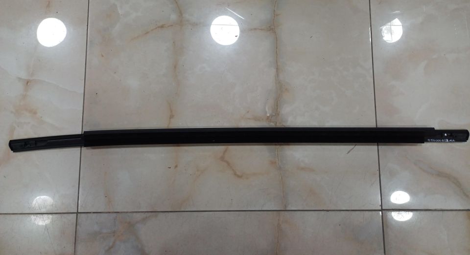554000263AA CHERY TİGGO 8 SAĞ ARKA KAPI ÇITASI ÇIKMA ORJİNAL