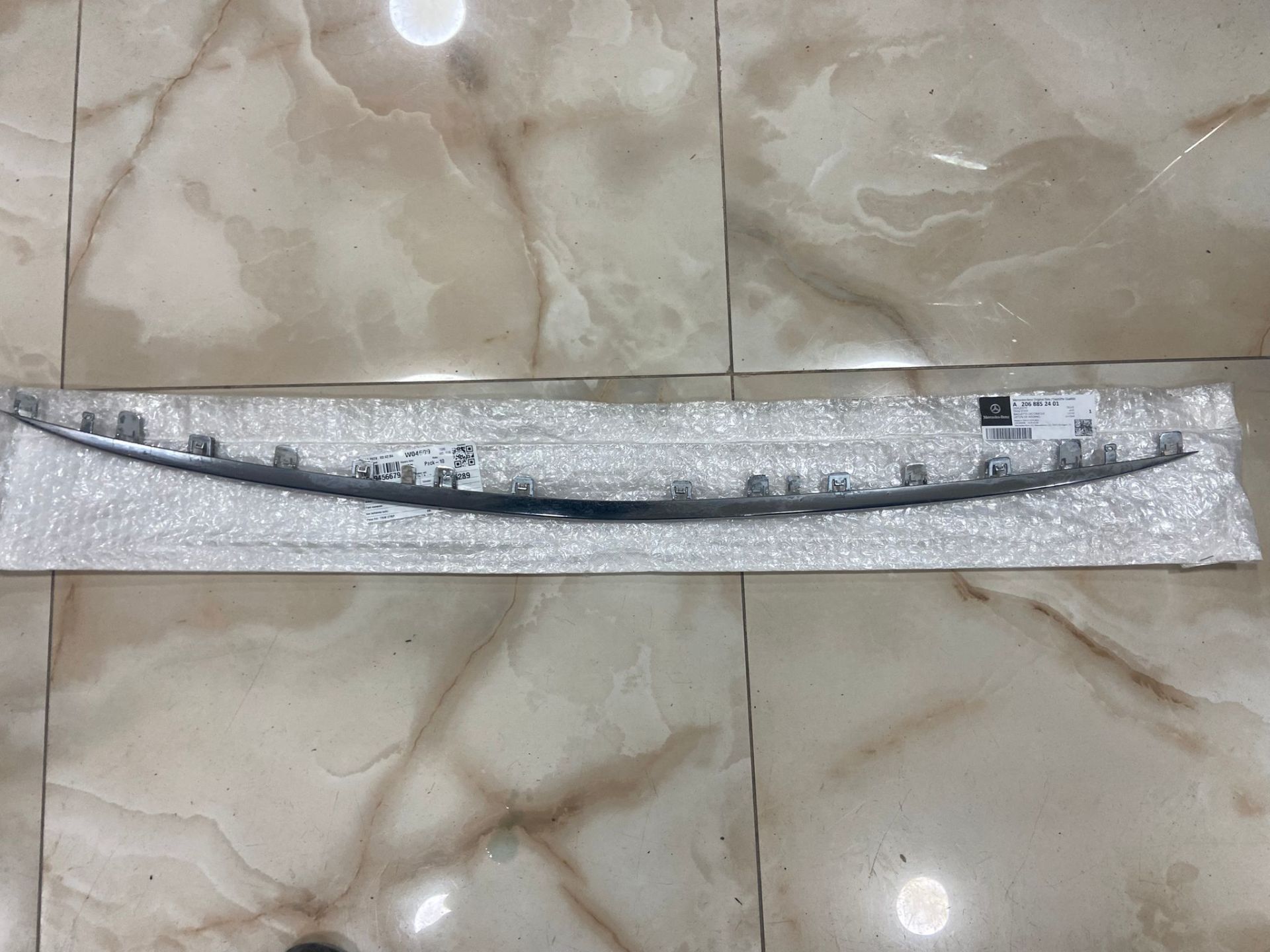 A2068852401 MERCEDES W206 C180 C200 ÖN ORTA ALT NİKELAJ ÇIKMA ORJİNAL