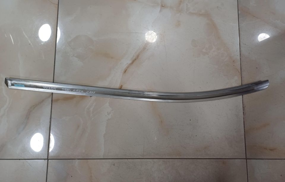 A2056700622 W205 SAĞ ARKA PENCERE DEKOR NİKELAJI ÇIKMA ORJİNAL