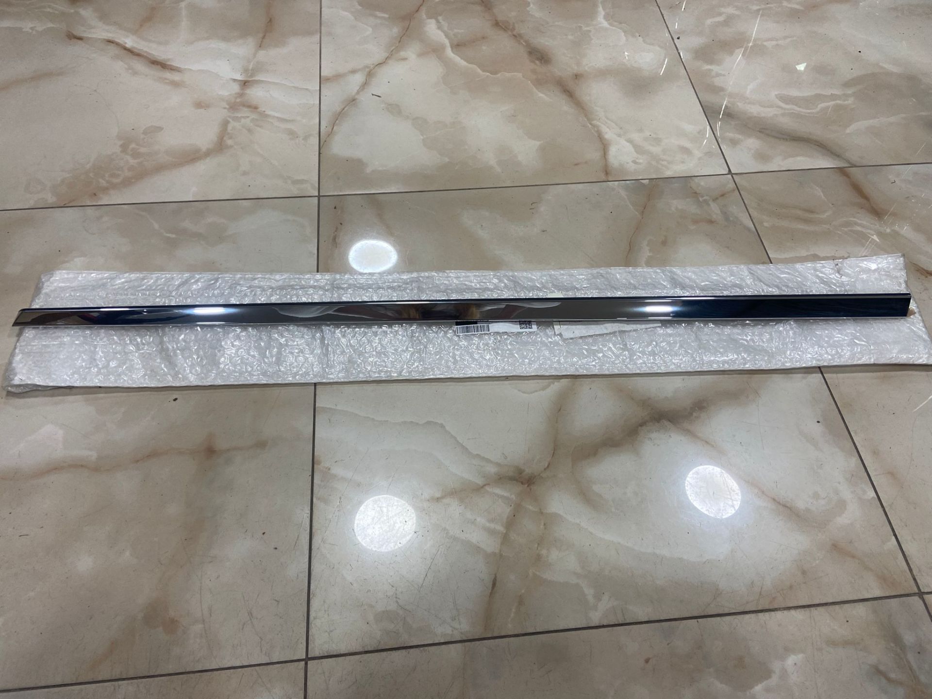 A2976901801 MERCEDES W297 SAĞ ÖN KAPI ÇITASI SIFIR ORJİNAL