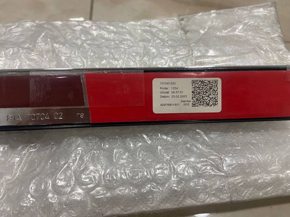A2138852125 MERCEDES W213 AMG ARKA TAMPON DİFÜZÖR ÇIKMA ORJİNAL