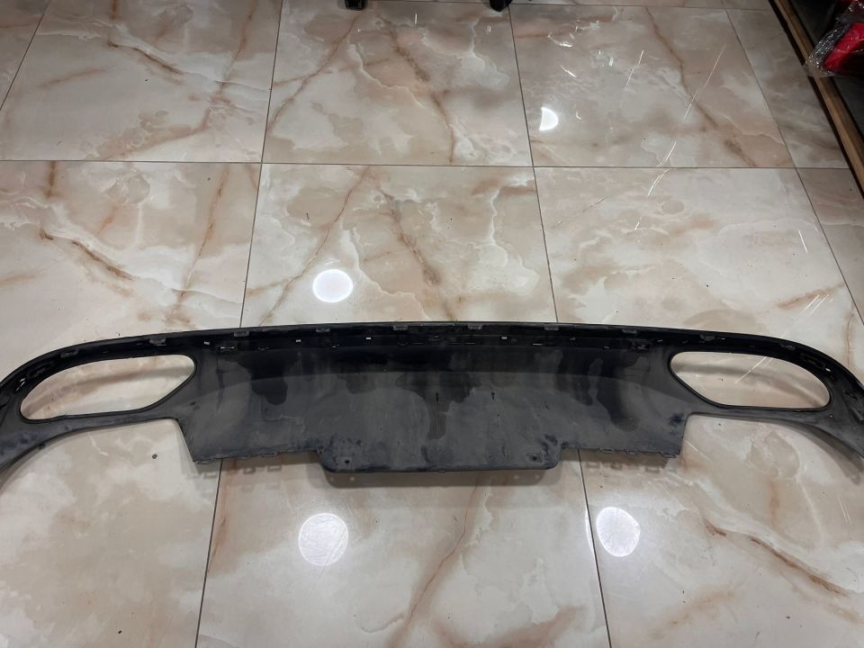 A2138852125 MERCEDES W213 AMG ARKA TAMPON DİFÜZÖR ÇIKMA ORJİNAL