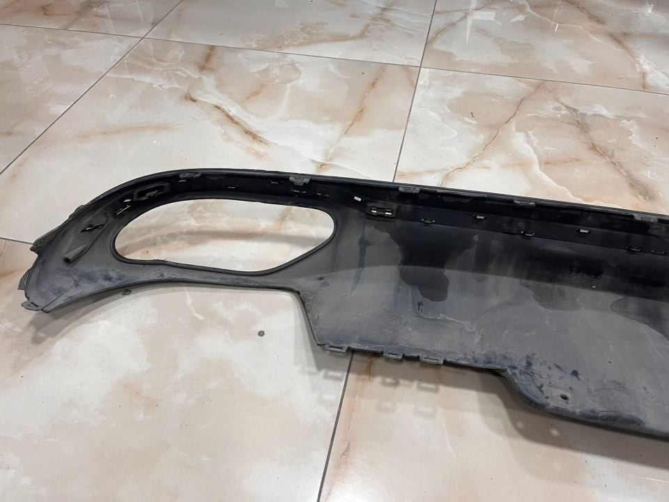 A2138852125 MERCEDES W213 AMG ARKA TAMPON DİFÜZÖR ÇIKMA ORJİNAL