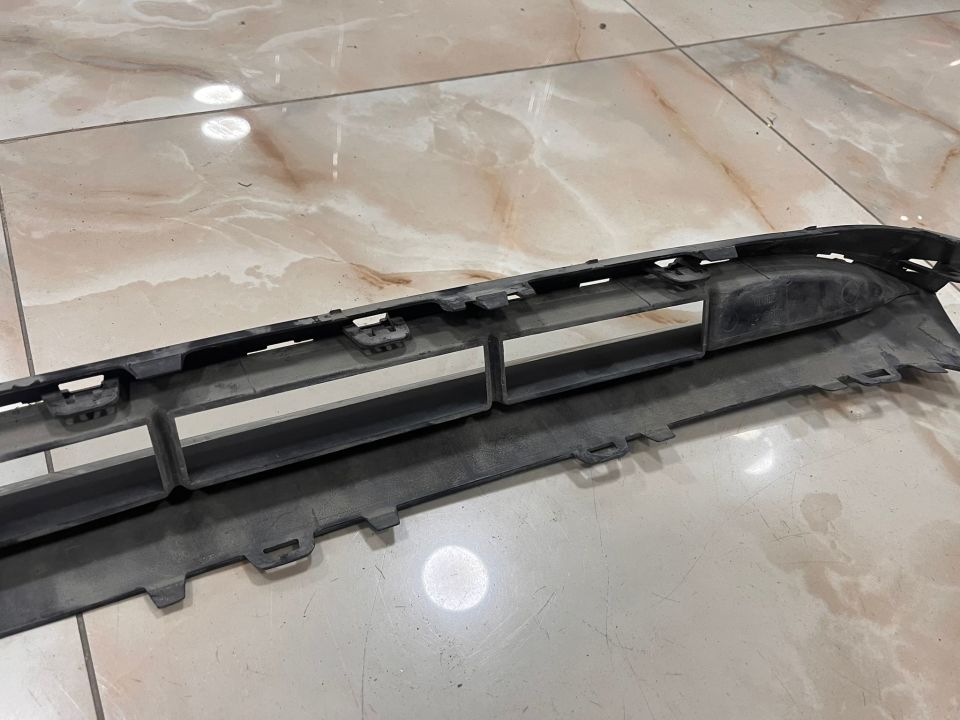 A2138851603 MERCEDES W213 ÖN TAMPON ORTA NİKELAJ ÇIKMA ORJİNAL