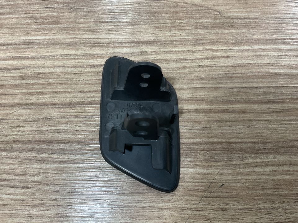 7173864 BMW E70 X5 SAĞ FAR FISKİYE KAPAĞI ÇIKMA ORJİNAL