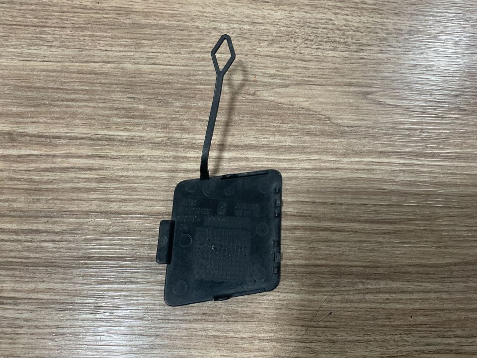 51127201262 7201262 BMW F07 5 SERİSİ ARKA TAMPON ÇEKİ DEMİR KAPAĞI ÇIKMA ORJİNAL