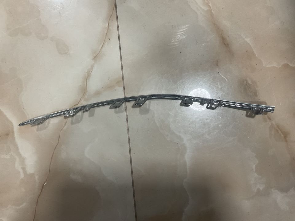 A2068854202 MERCEDES W206 ÖN ALT SAĞ TAMPON NİKELAJI ÇIKMA ORJİNAL