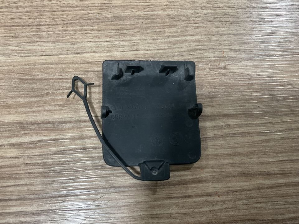 51112990204 2990204 BMW E84 X1 ÖN TAMPON ÇEKİ DEMİR KAPAĞI ÇIKMA ORJİNAL