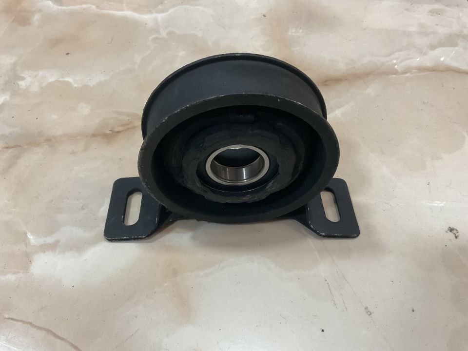 26121226731 BMW E34 E36 E39 BİLYALI ŞAFT ASKISI SIFIR ORJ