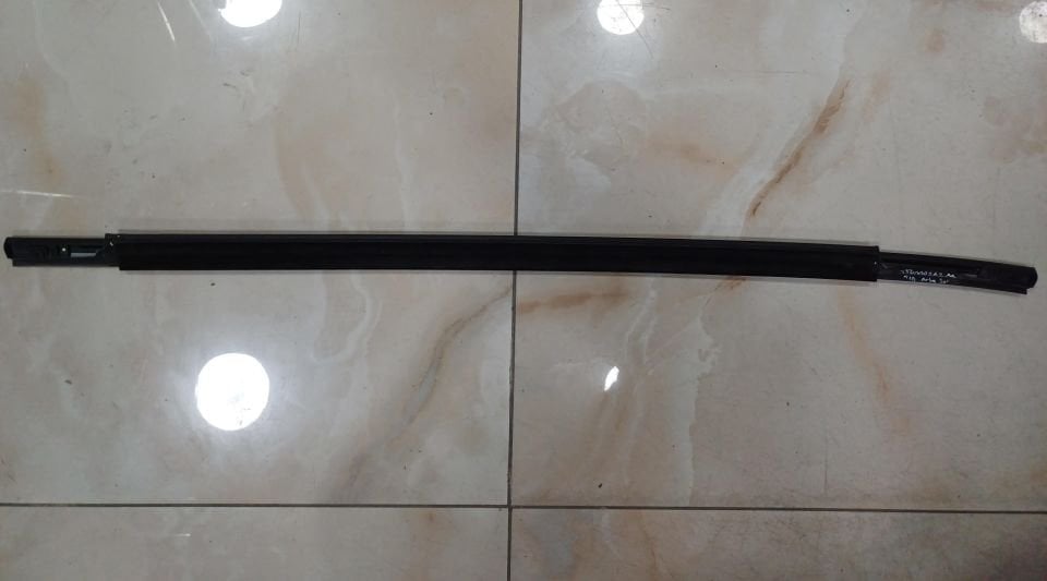 554000262AA CHERY TİGGO 7 SOL ARKA KAPI CAM FİTİLİ ÇIKMA ORJİNAL