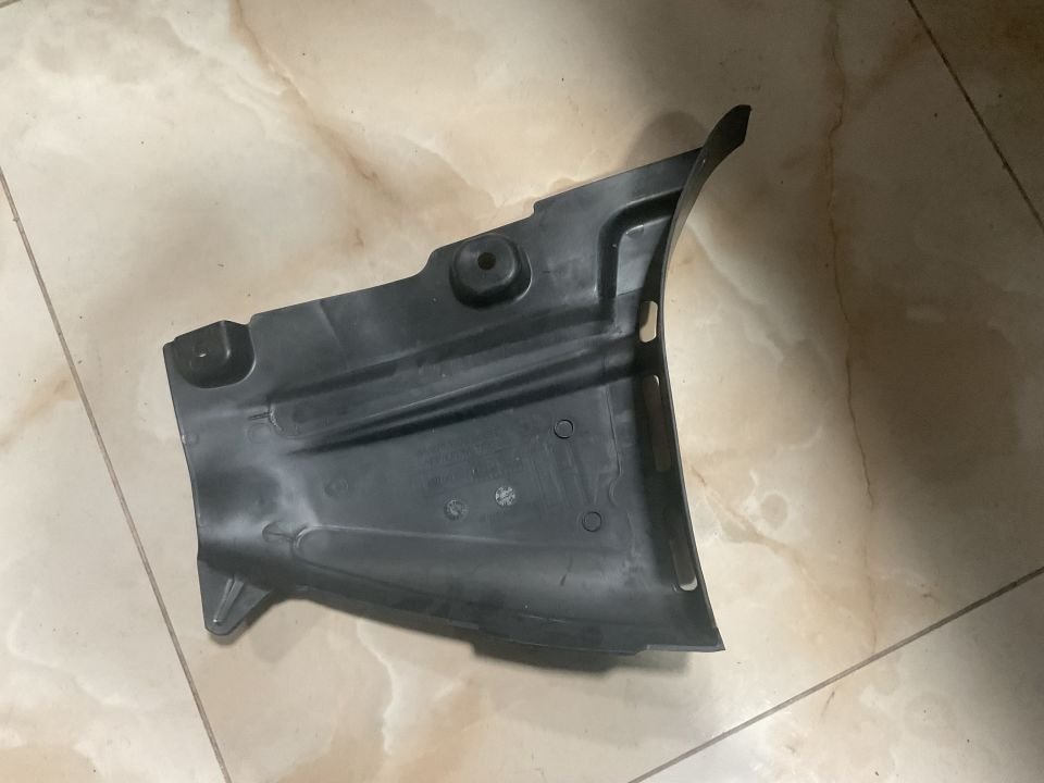 A1776901703 MERCEDES W177 ÖN ALT SOL TEKERLEK BOŞLUĞU MUHAFAZASI ÇIKMA ORJİNAL