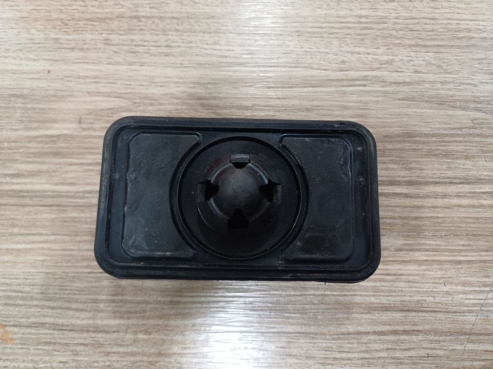 A1646900509 MERCEDES W164 W216 W221 W251 KRİKO YUVASI SIFIR ORJİNAL