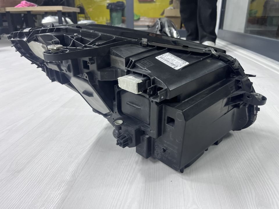 A2059062504 MERCEDES C180 C200 W205 SOL FAR ÇIKMA ORJİNAL