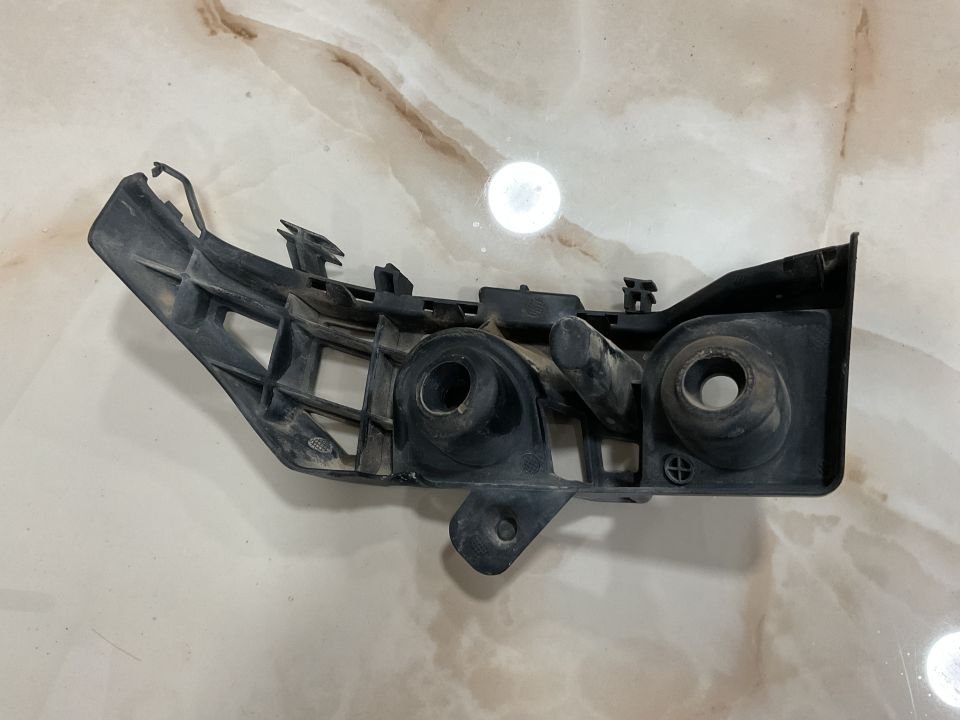 A1568850265 MERCEDES W156 GLA SAĞ ARKA TAMPON AYAĞI ÇIKMA ORJİNAL
