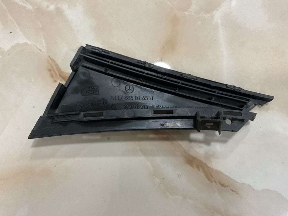 A1178850165 MERCEDES W117  CLA SOL TAMPON BRAKETİ ÇIKMA ORJİNAL