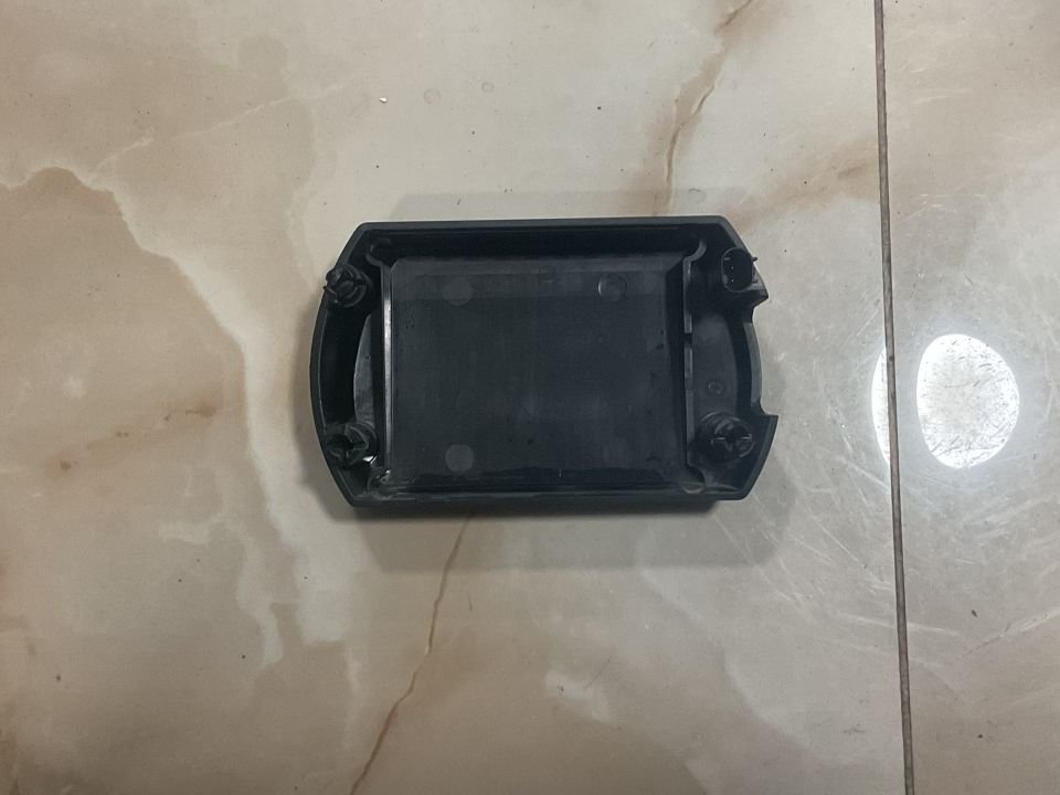 66316877219 6877219 BMW G20 G30 ÖN RADAR SENSÖRÜ KAPAĞI ÇIKMA ORJİNAL