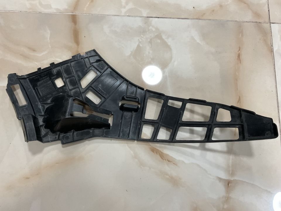 A1568858300 MERCEDES W156 GLA AMG SOL ÖN TAMPON BAĞLANTI BRAKETİ ÇIKMA ORJİNAL
