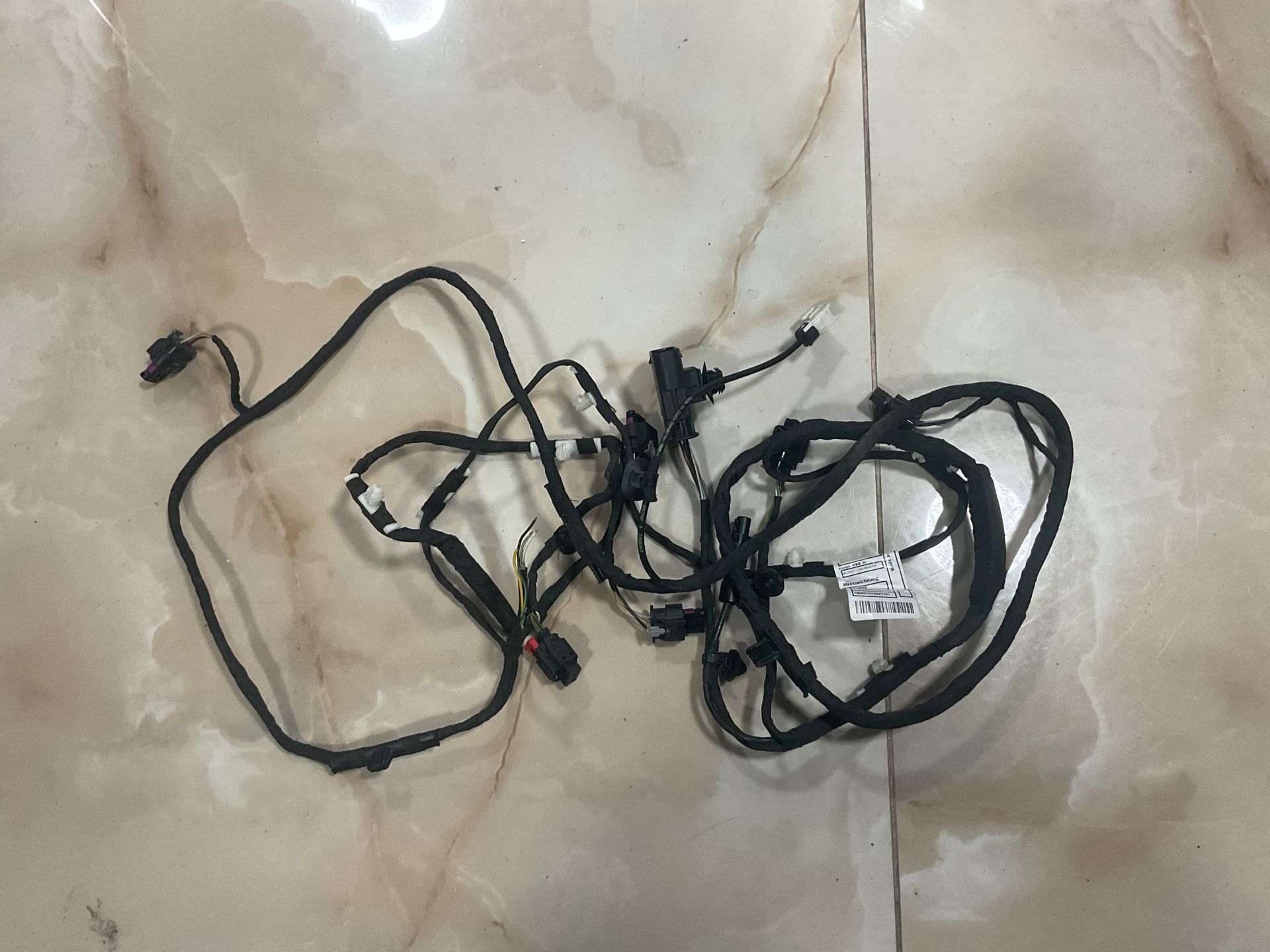 5A73BA6-02 BMW X1 ÖN PARK SENSÖR TESİSATI ÇIKMA ORJİNAL