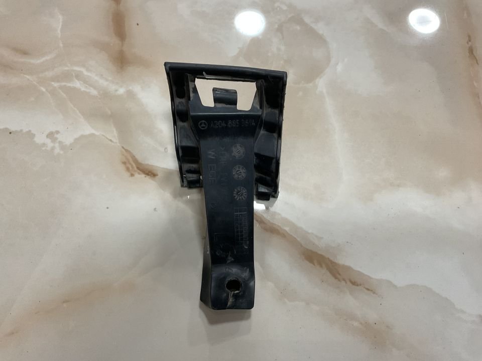 A2048853614 MERCEDES W204 204 C180 SOL ARKA TAMPON BRAKETİ ÇIKMA ORJİNAL