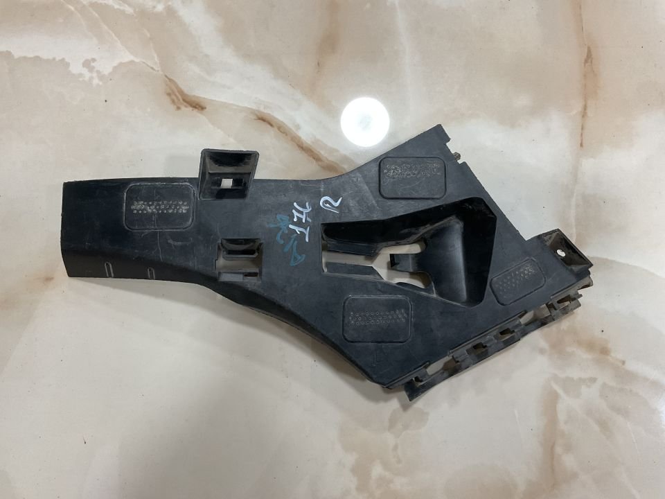 A1768850263 MERCEDES W176 176 A SAĞ ÖN TAMPON BRAKETİ ÇIKMA ORJİNAL