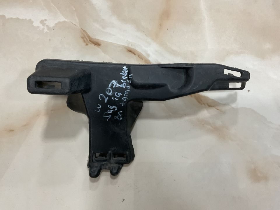 A2078850816 MERCEDES W207 207 E250 SAĞ ÖN TAMPON İÇ BRAKETİ ÇIKMA ORJİNAL