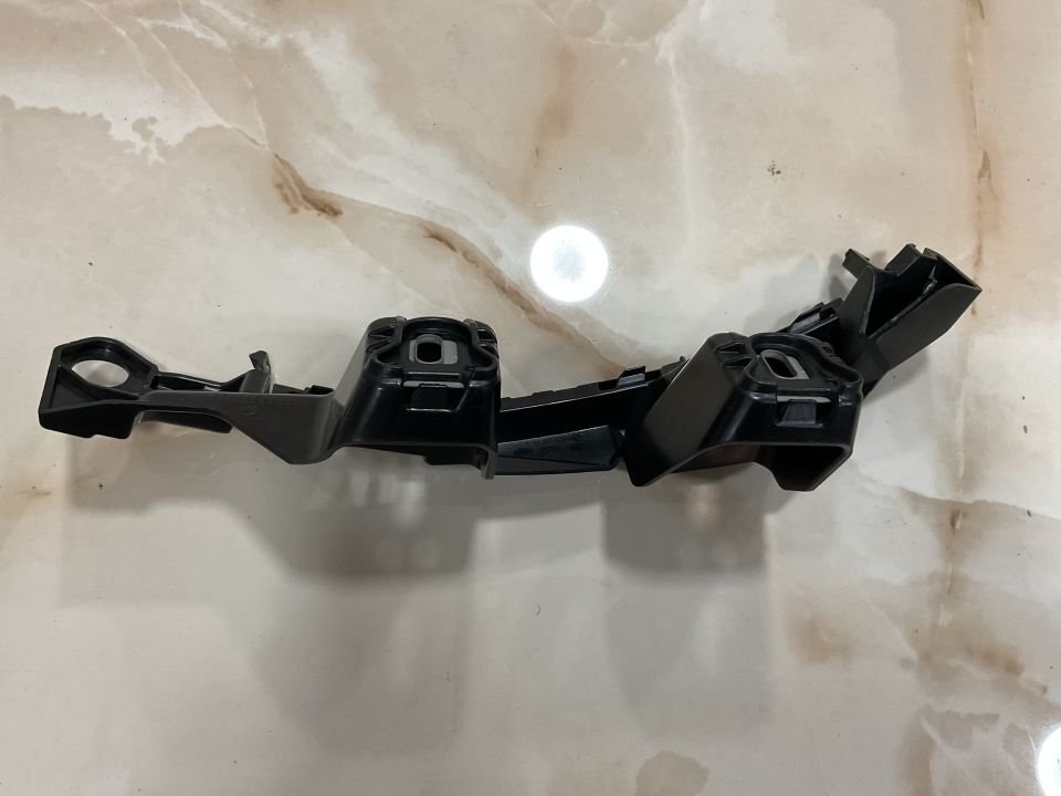 A2058850365 MERCEDES W205 205 C180 SOL ARKA TAMPON BRAKETİ SIFIR ORJİNAL