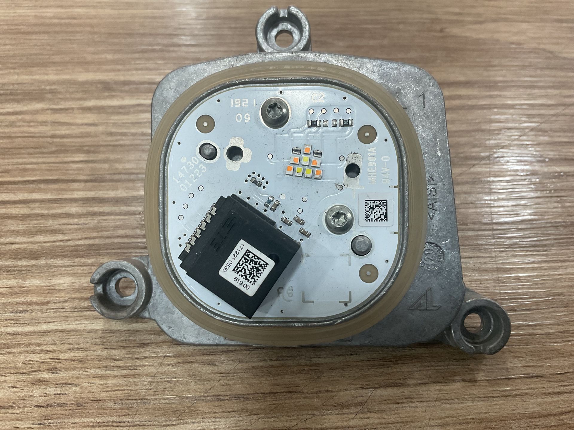 1420000712 MERCEDES W223 SOL FAR LED BEYNİ ÇIKMA ORJİNAL