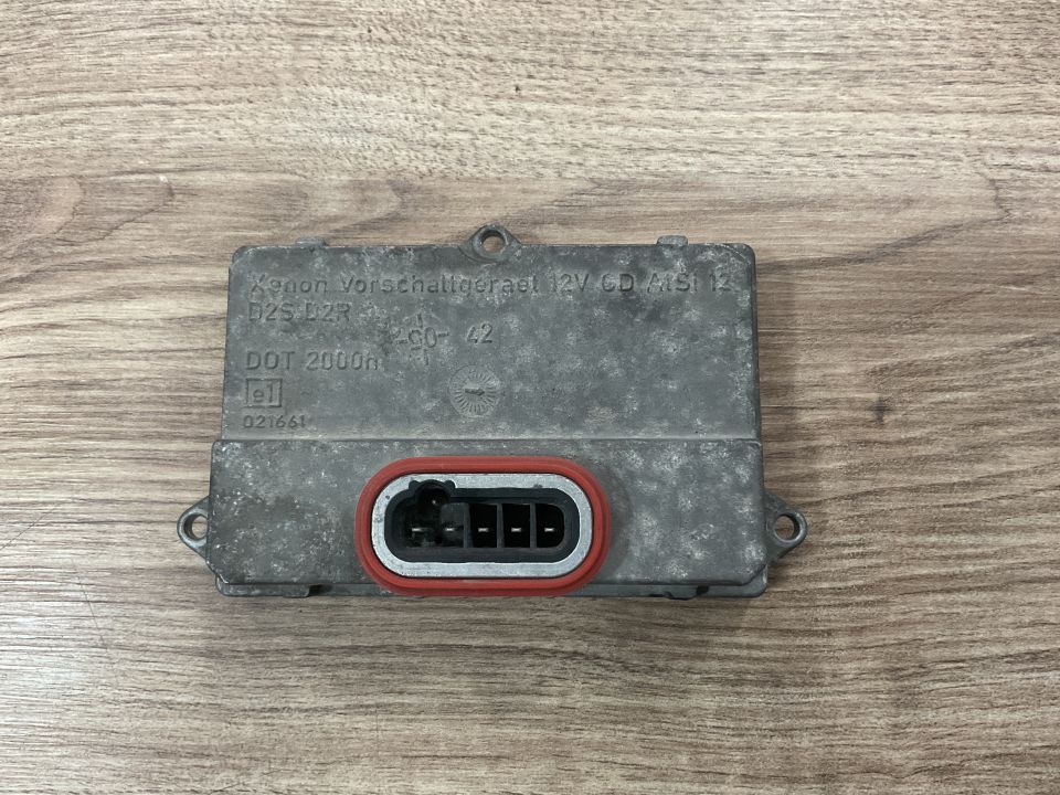 5DV008290-00 BMW E53 X5 E60 5 SERİSİ  E65 7 SERİSİ FAR BEYNİ ÇIKMA ORJİNAL