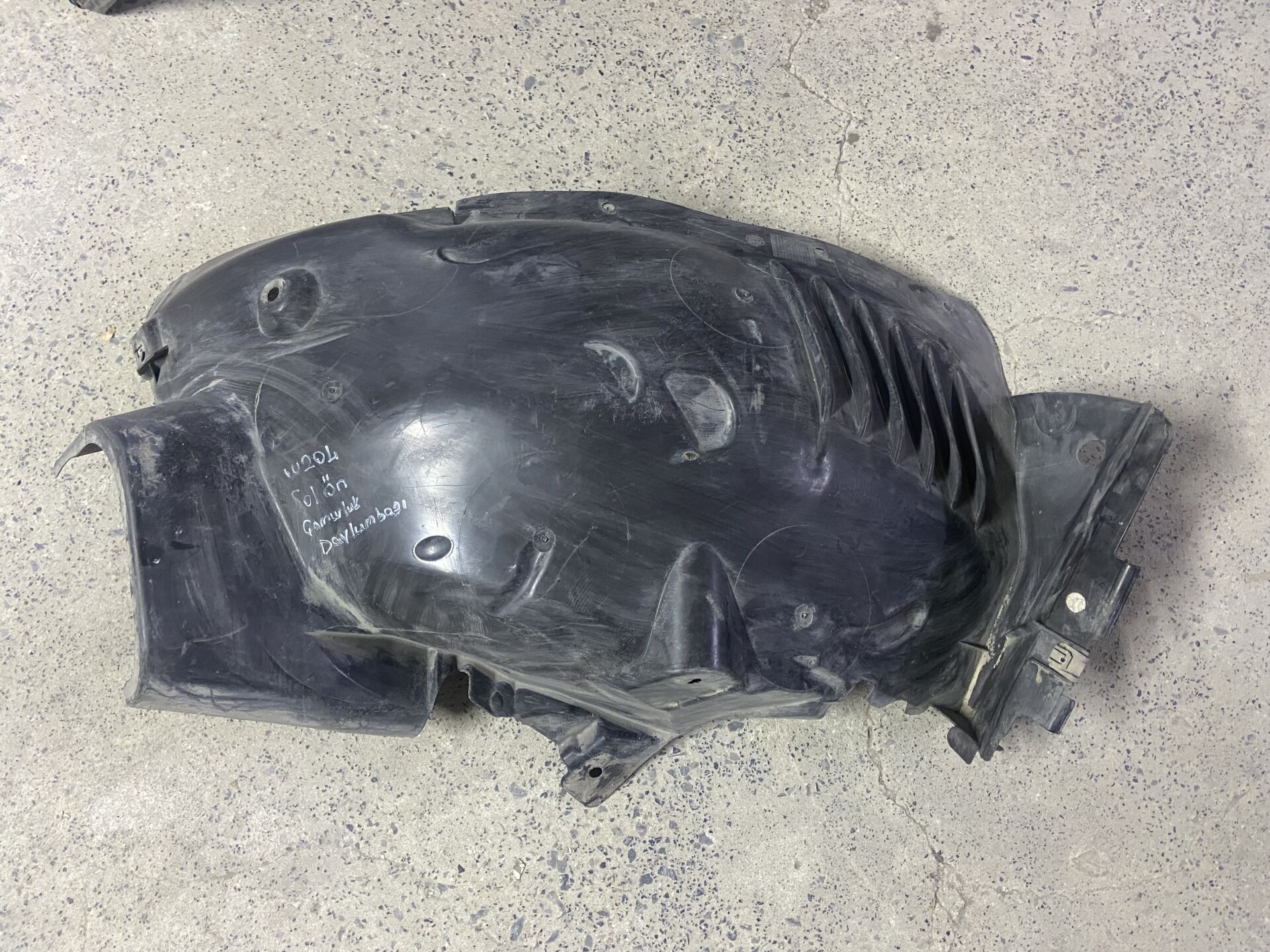 A2046906030 MERCEDES W204 204 C SOL ÖN ÇAMURLUK DAVLUMBAZI ÇIKMA ORJİNAL