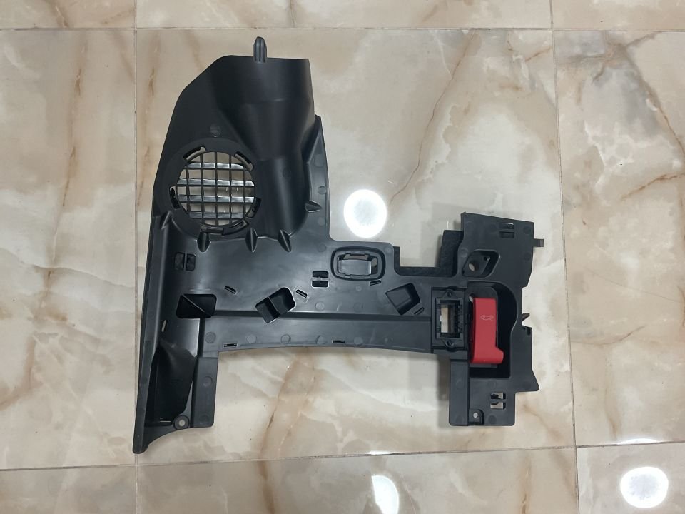 A2056804912 MERCEDES W205 TABAN ALT MUHAFAZA KAPAĞI SIFIR ORJ