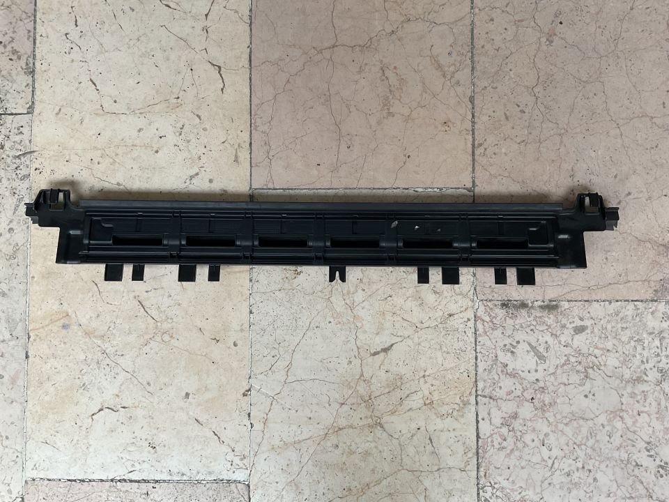 A2065050100 MERCEDES W206 206 C RADYATÖR ÜST HAVA BAKALİTİ SIFIR ORJİNAL