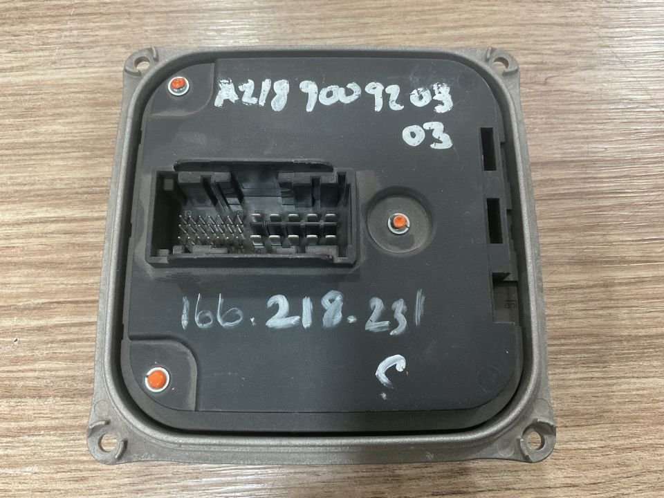 A2189009203 MERCEDES W218 W166 W231 SOL LED FR BEYNİ ÇIKMA ORJİNAL
