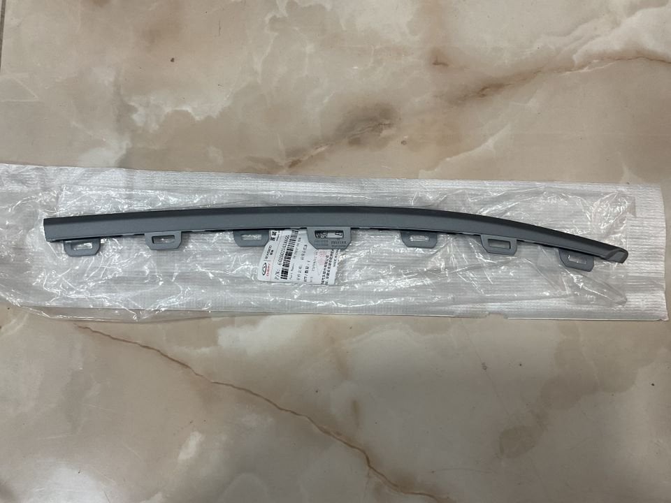 602002163AAGG CHERY OMODA 5 SAĞ ÖN TAMPON ÇITASI SIFIR ORJİNAL