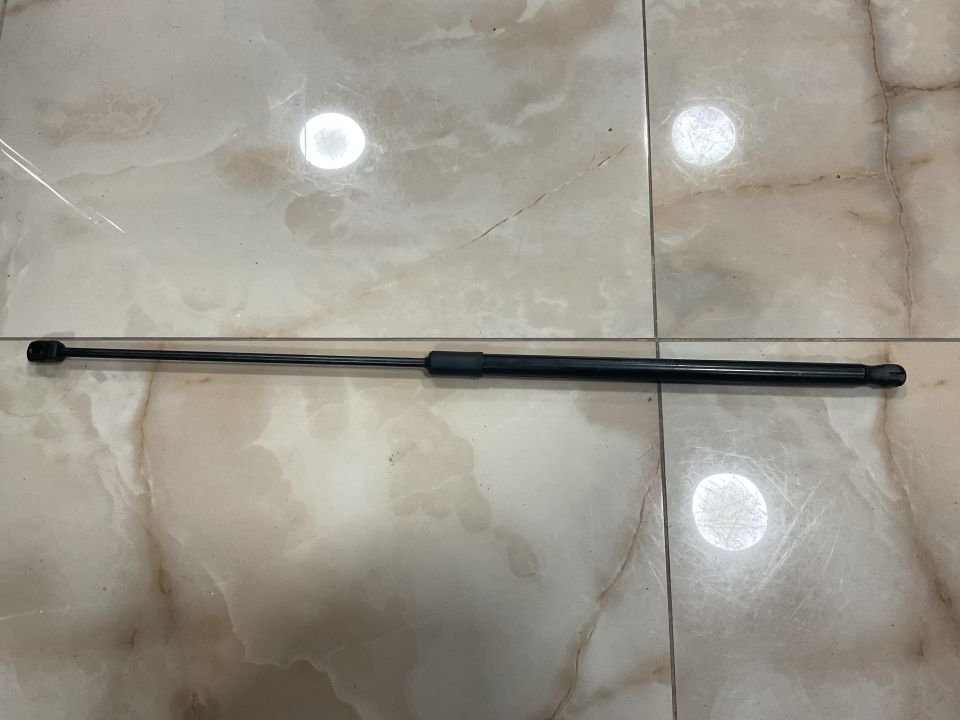 5NA823359 VOLKSWAGEN TIGUAN ÖN KAPUT AMORTİSÖRÜ ÇIKMA ORJİNAL