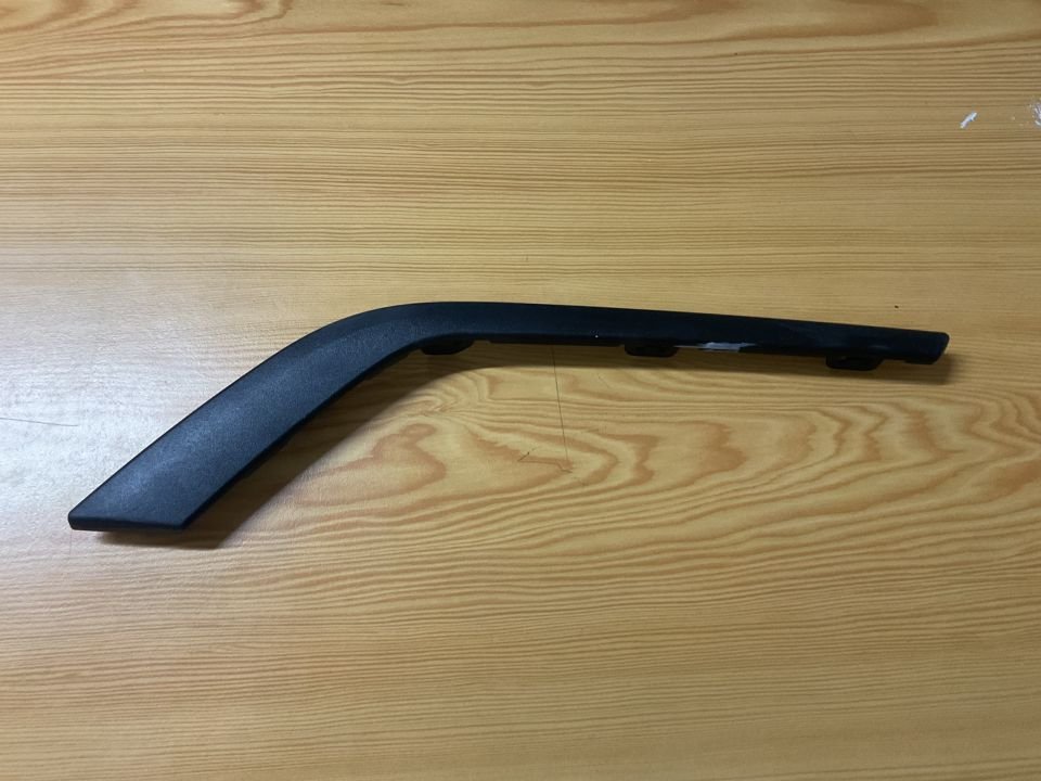 51115A36028 5A36028 BMW G60 ÖN SAĞ TAMPON ORTA ÇITASI ÇIKMA ORJİNAL