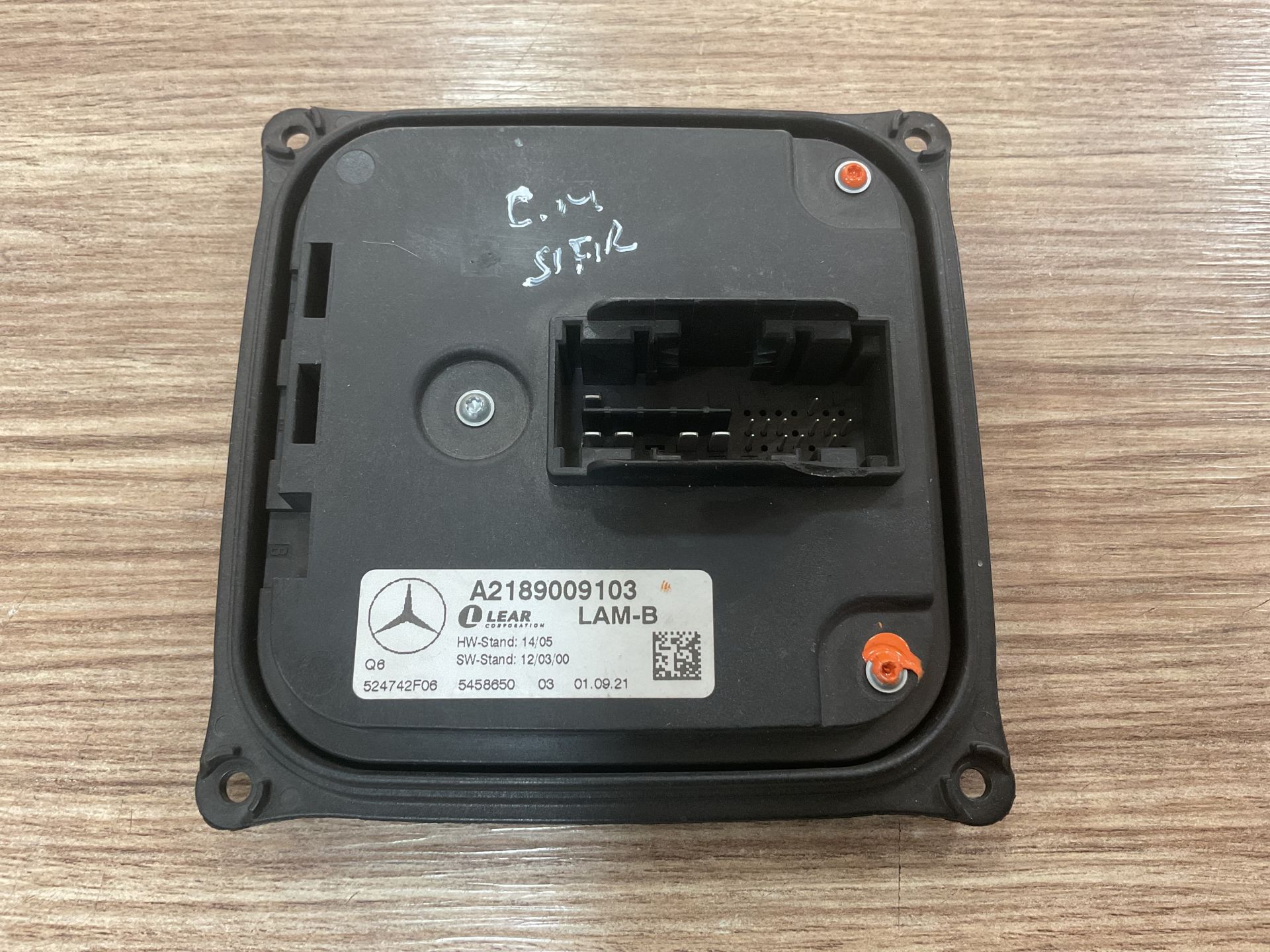 A2189009103 MERCEDES CLS W218 FAR BEYNİ ÇIKMA ORJİNAL