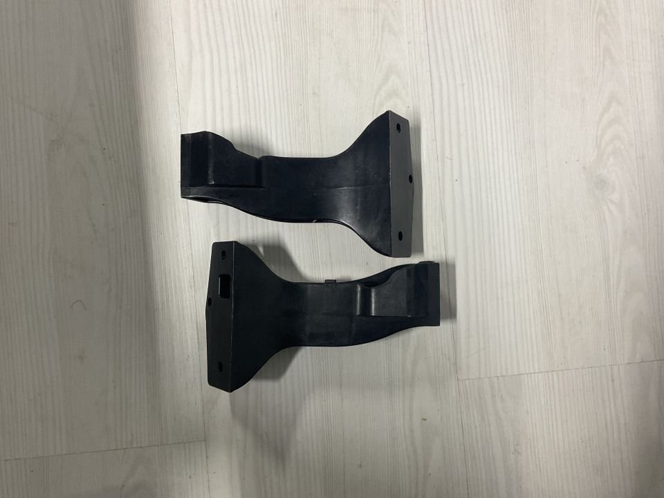 A4478850914 A4478850814 MERCEDES W447 SAĞ SOL KİLİT TUTUCU SIFIR ORJİNAL(ADET FİYATIDIR)