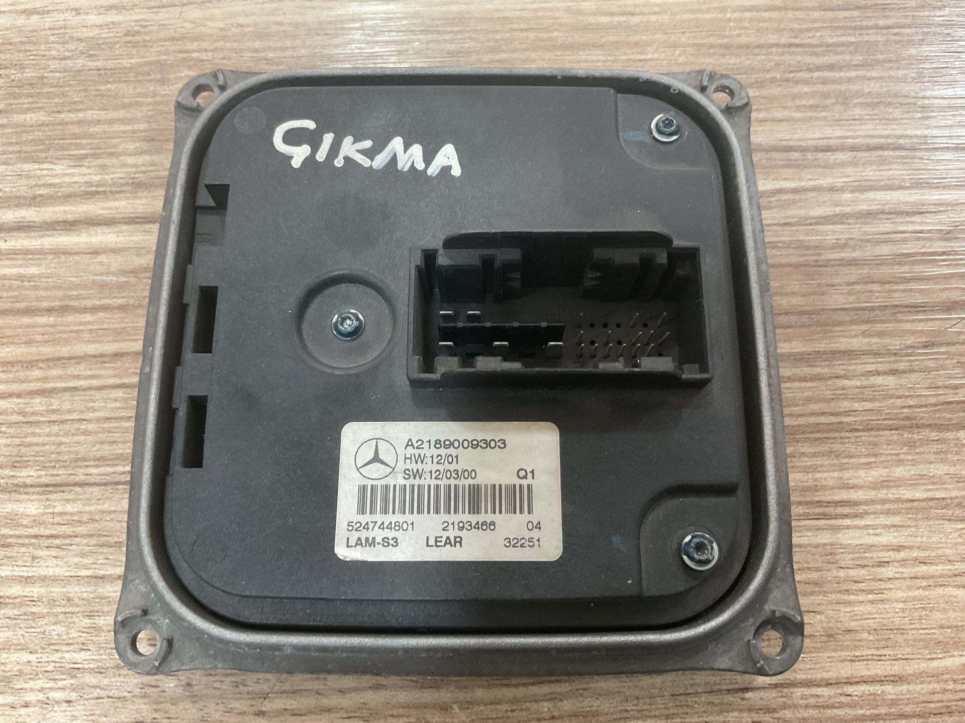 A2189009303 MERCEDES W218 W176 W156 W117FAR LED BEYNİ ÇIKMA ORJİNAL