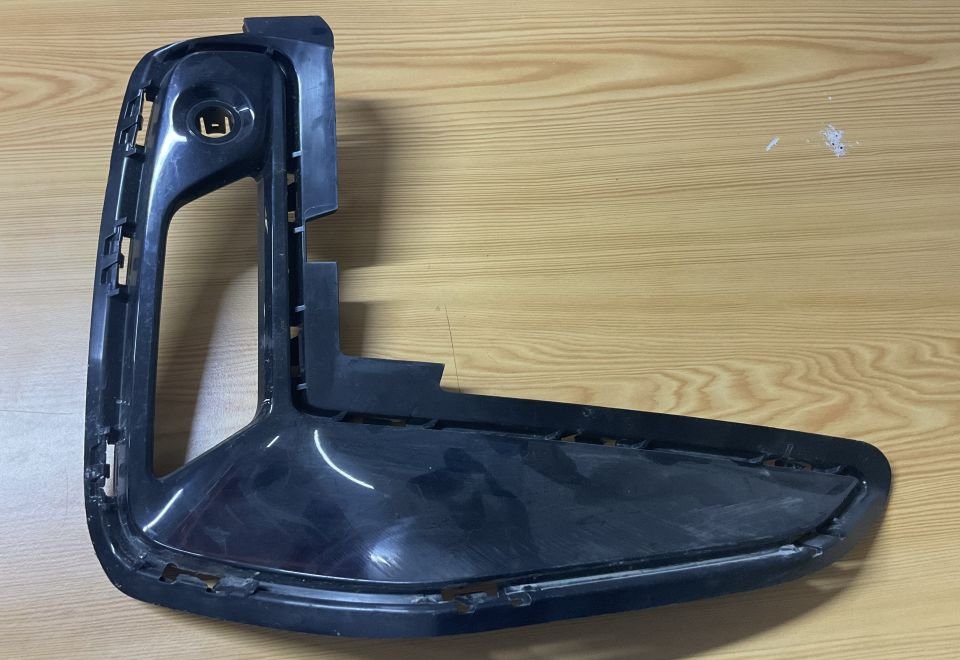 51118085468 8085468 BMW G20 ÖN SAĞ TAMPON IZGARASI ÇIKMA ORJİNAL