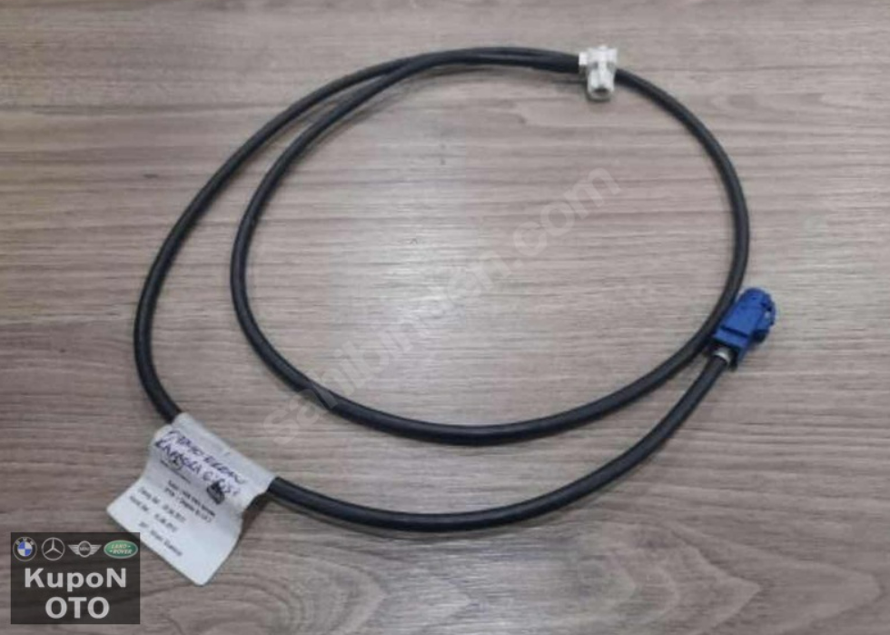 A1768200417 MERCEDES W117 W166 W172 W204 W207 W212 W218 W231 W242 SERİSİ RADYO EKRAN KAMERA GİRİŞ KABLOSU ÇIKMA ORJİNAL