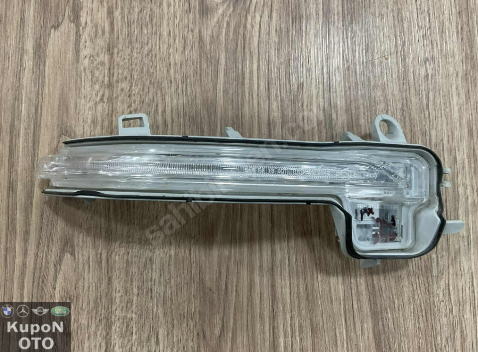 63137377964 7377964 BMW F45 F46 F48 F49 F52 M13 SAĞ AYNA SİNYALİ ÇIKMA ORJİNAL