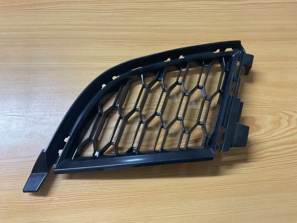 51118075601 8075601 BMW G20 ÖN SOL TAMPON IZGARASI ÇIKMA ORJİNAL