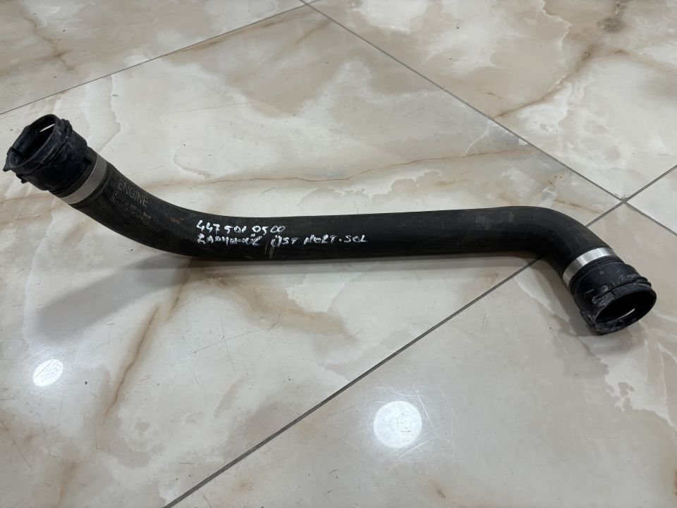 A4475010500 MERCEDES VİTO W447 RADYATÖR ÜST HORTUMU ÇIKMA ORJİNAL
