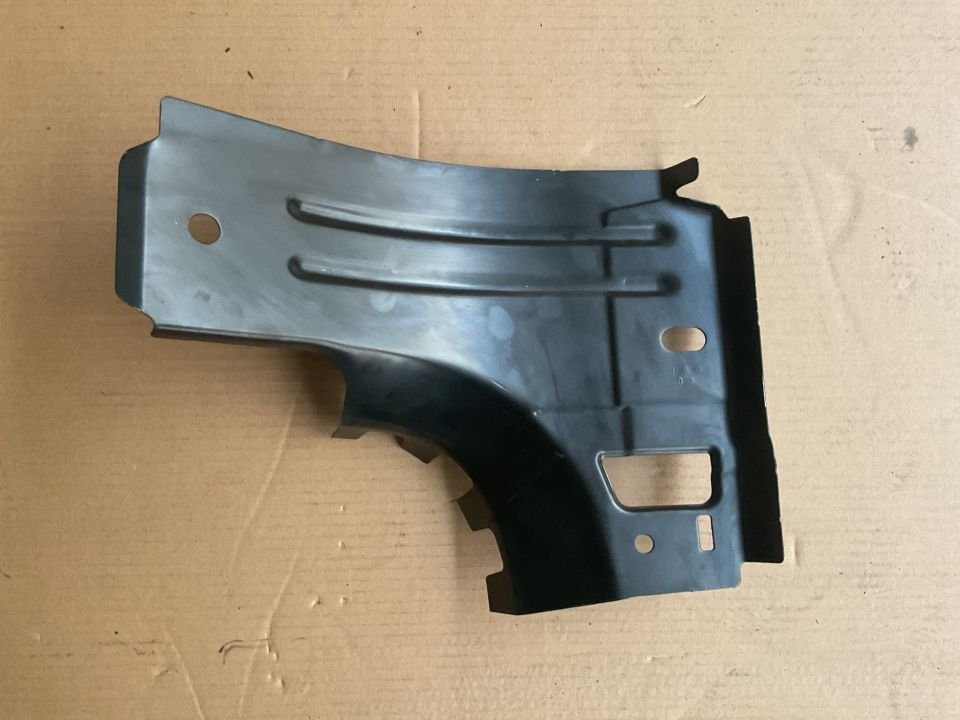 A9066340116 MERCEDES W906 YAN PANEL ALT SAĞ SACI SIFIR ORJİNAL